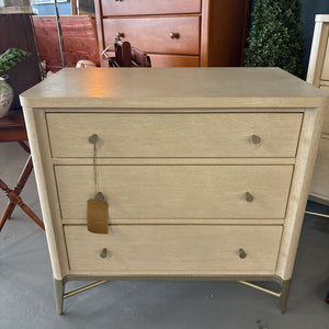 Riverside Furniture 3-Drawer Nightstand w Metallic Hardware