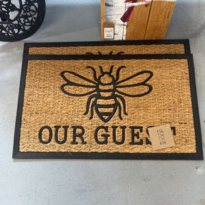 BEE OUR GUEST Doormat 7533