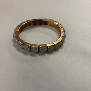 Vintage-Style Stretch Bracelet w Green Opaline Glass Stones