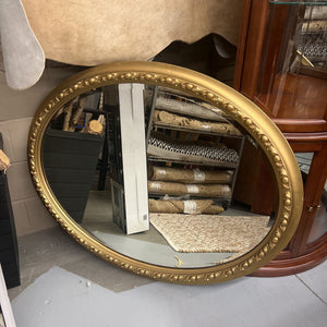 Antique Oval Mirror w Gold Ornate Frame