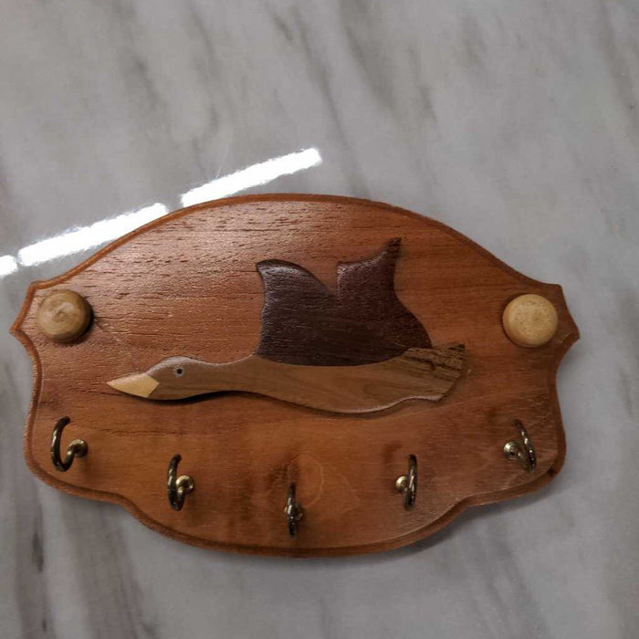 Wooden Key Holder w Bird