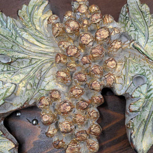 Resin Hanging Wall Decor w Grapes