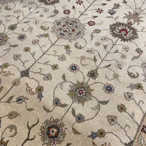 Magala 100% Wool Carpet w Pattern
