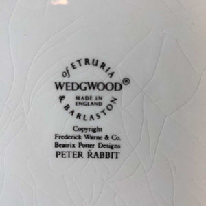 Wedgwood Porridge Bowl - Peter Rabbit & Mr.McGregor