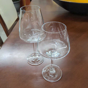 White & Red Wine Glasses - Set of 2