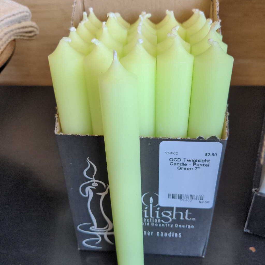 Twilight Candle - Pastel Green