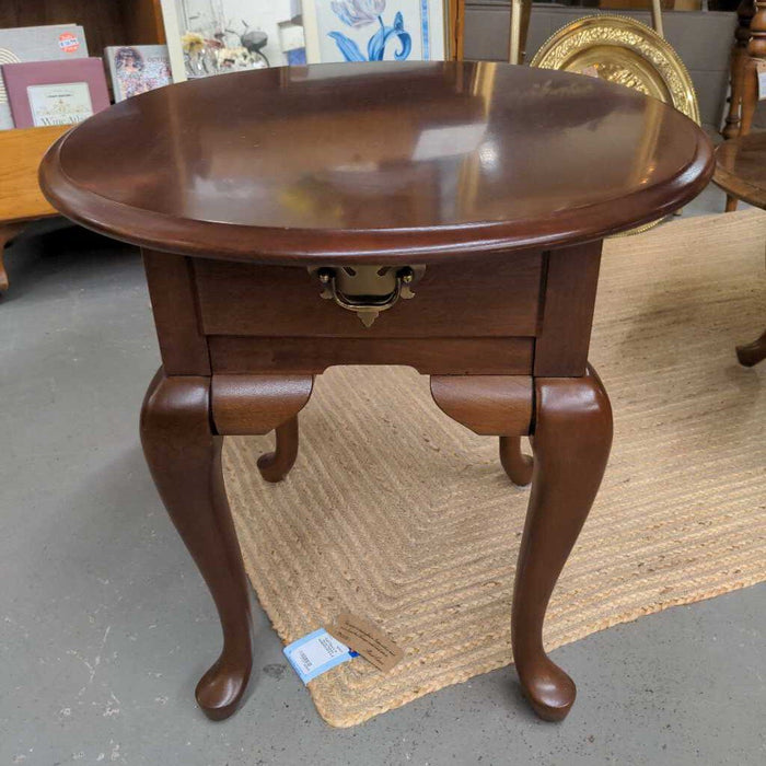 Broyhill Cherry Oval Side Table w Drawer