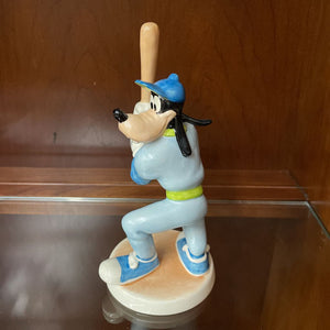 Walt Disney Goofy, Baseball Figurine