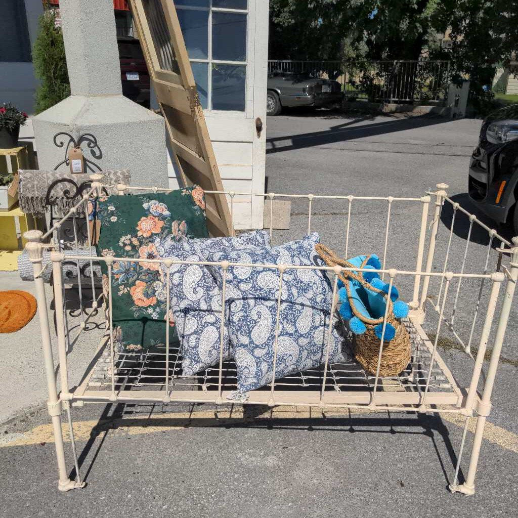 Antique Metal Crib