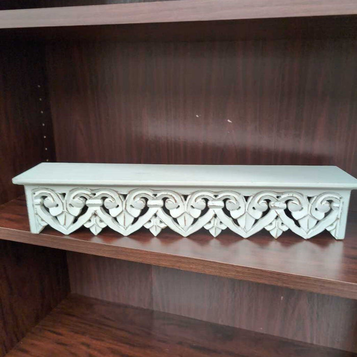 White Distressed Shelf w Design