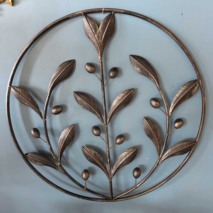 Wall Mounted Circular Decor w Leaves