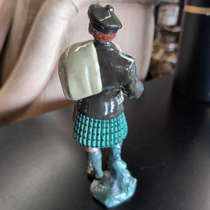 Royal Doulton Figurine "The Laird"