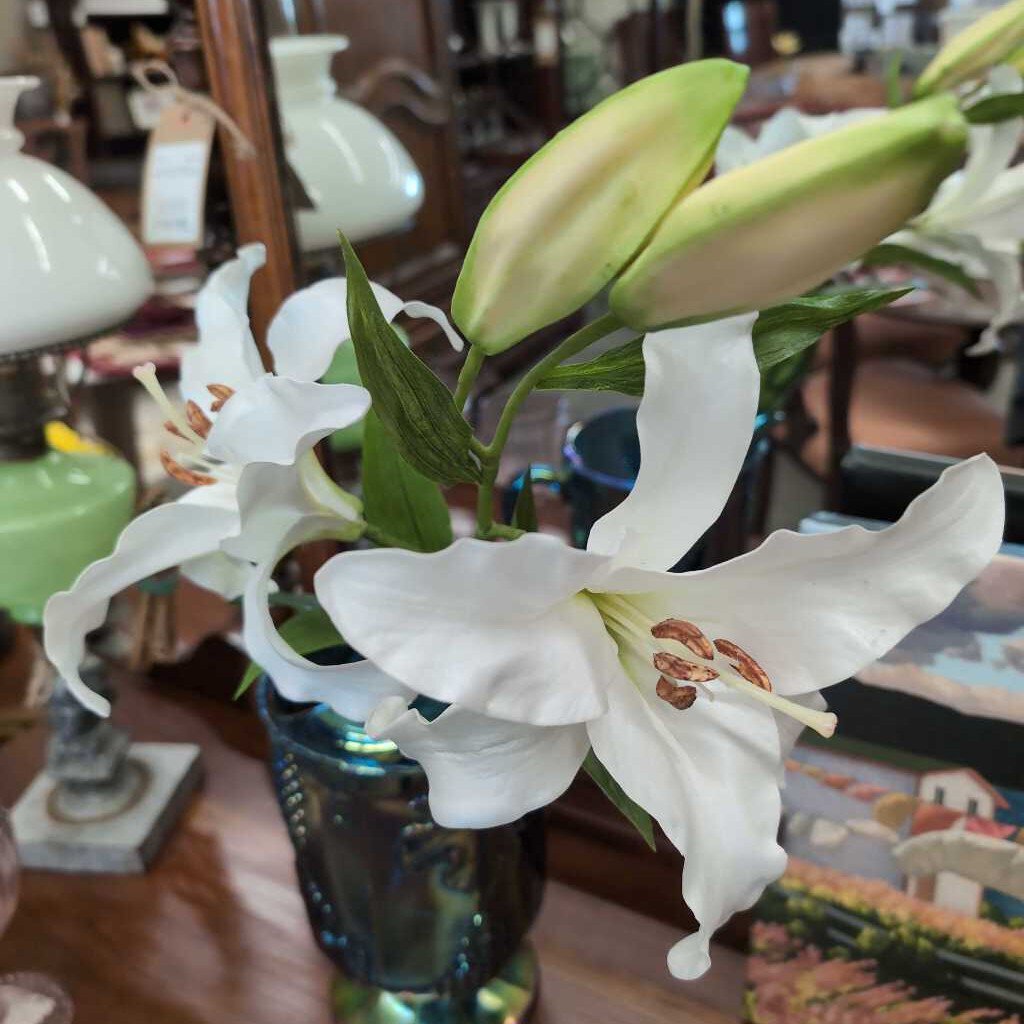 Faux White Day Lilies