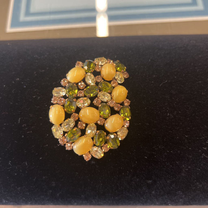 Vintage Brooch w Pale Yellow & Multi Rhinestones