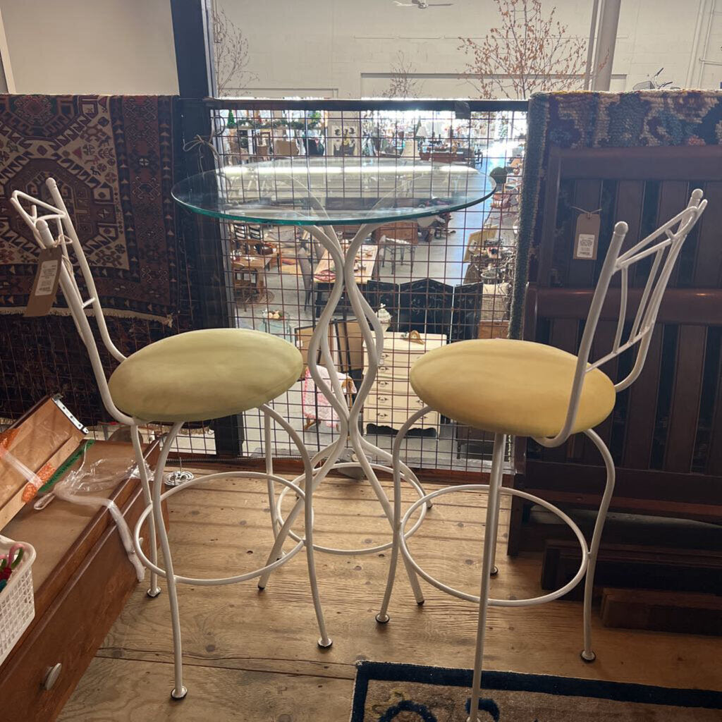 Hi Top White Metal Bistro Table w Two Stools