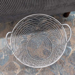 Round Metal Basket w Handles