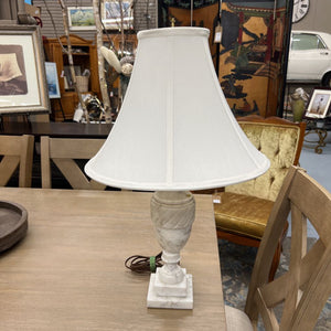 Marble Lamp w White Tulip Shade