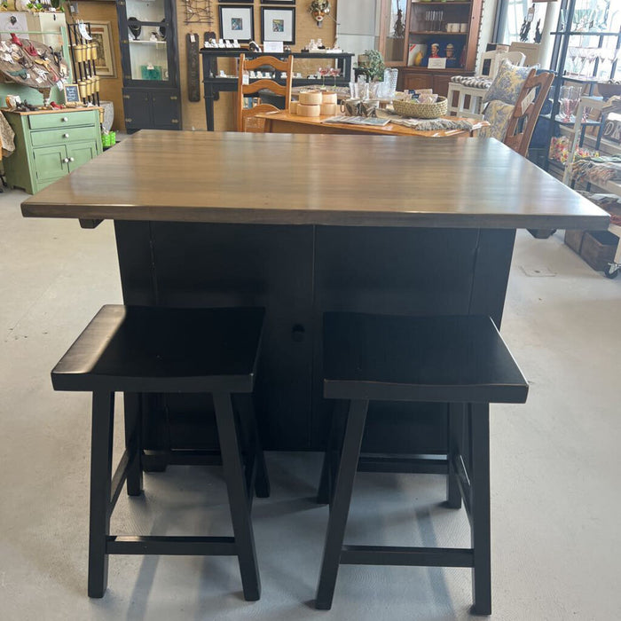 Country Time Counter Height Island/Table w 4 Black Stools