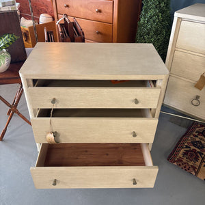Riverside Furniture 3-Drawer Nightstand w Metallic Hardware