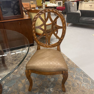 Round Bevelled Glass Pedestal Table w 4 Vegan Leather Chairs