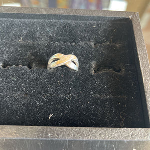 Criss Cross Silver Infinity Knot Ribbon Ring