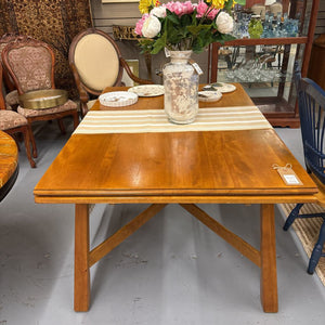 Imperial Loyalist Solid Maple Dining Table w Two 17" Leaves