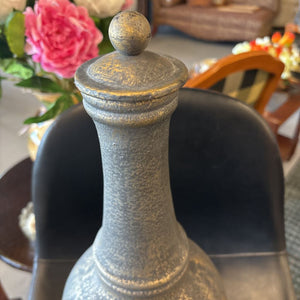 Freestanding Cast Iron Chiminea w Base