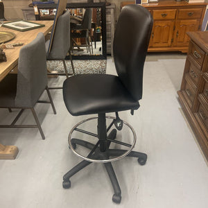 Adjustable Black Leather Office Chair w Chrome Accent
