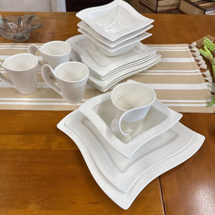 Villeroy & Boch - New Wave Pattern - 4 Pce. Setting