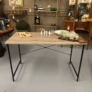 Grey Wood Look Desk w Black Metal Base