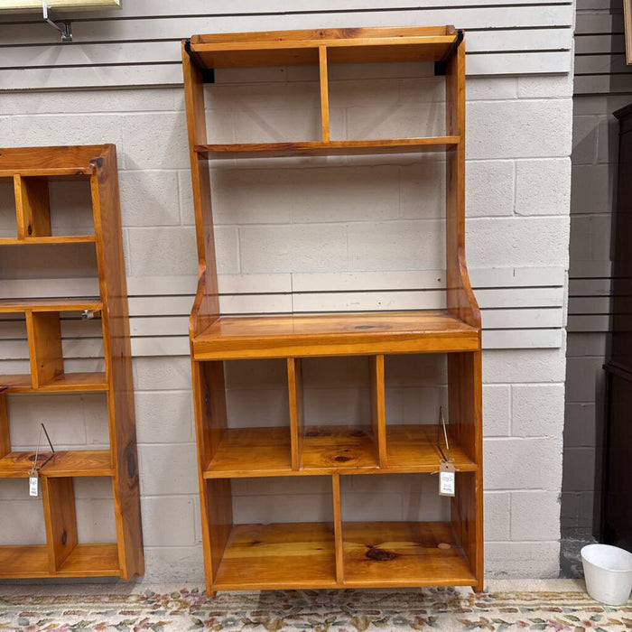 Wall Mount Pine Bookshelf with Cubes & Counter - 4 Shelves