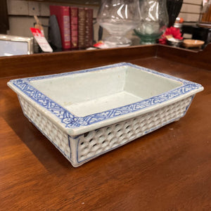 Chinese Porcelain Reticulated Planter - Qing Dynasty