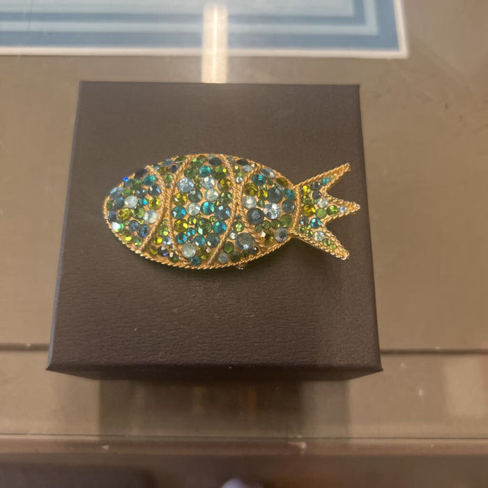 Vintage Gold Tone Rhonestone Fish Medallion Brooch