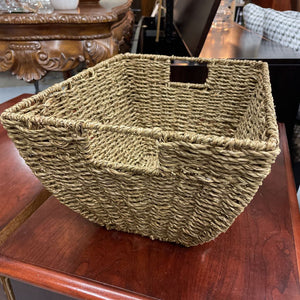 Wicker Rectangular Basket w Handles