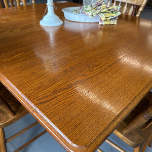Solid Oak Antique Table w Turned Legs - 3 x 11" leaves, 6 Chairs