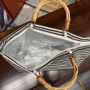 Insulated Tote w Wicker Bottom, Striped Top