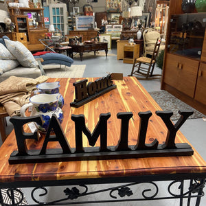 "Family" Decorative Table Top Sign