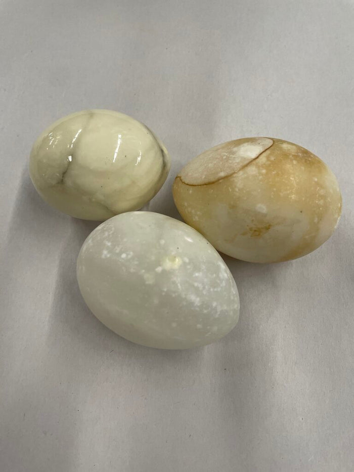 Alabaster Marble Decorative Artisanal Eggs - Set of 3 - Cream and White