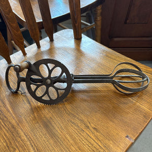 Vintage Taplin's Dover Pattern Rotary Egg Beater