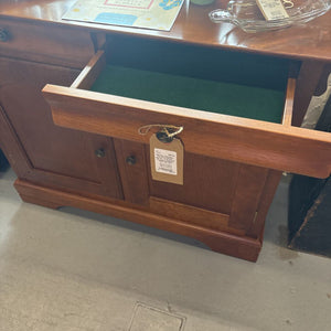 Bermex Canadian Furniture Maple Server - 2 Drawers & Lower Cabinet