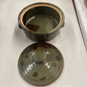 Handcrafted Pottery Casserole Dish w Lid - Decorative Leaves