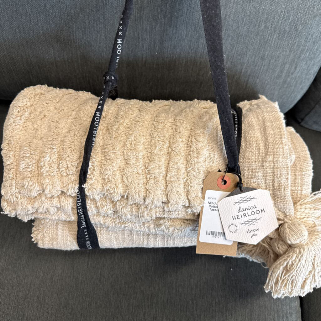 NEVA NATURAL - Cotton Throw w Tassels