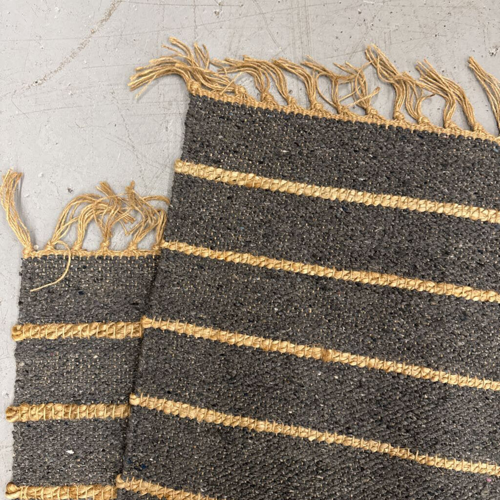 Dark Grey Rug 4273
