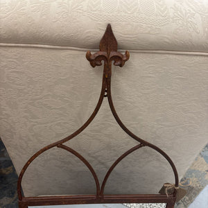 Mirror w Metal Frame - Fleur de Lys