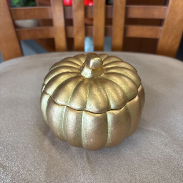 Gold Pumpkin w Candle