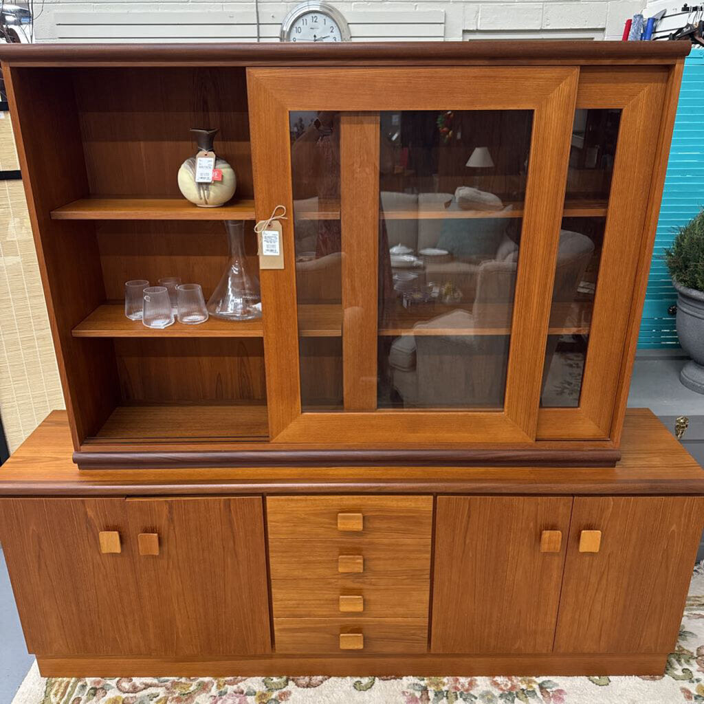 RS ASSOCIATES, MONTREAL - Teak China Cabinet w Sliding Glass Doors