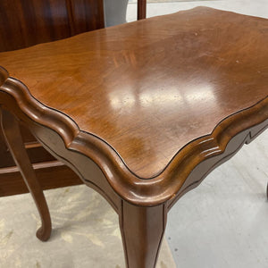 Mahogany Scalloped Top Side Table-Queen Anne Legs