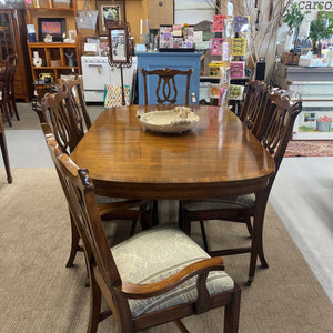 Kaufman Mahogany Dining Table & 6 Chairs- Canadian Made w Leaf on Castors
