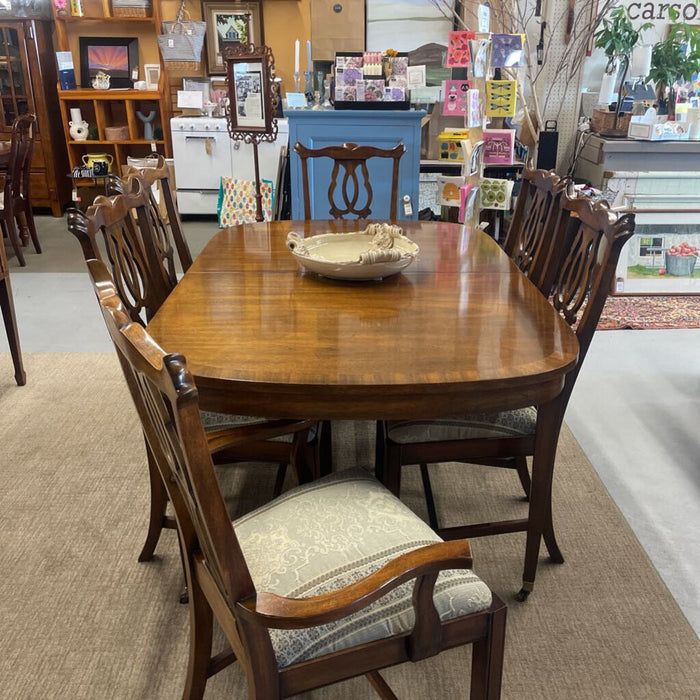 Kaufman Mahogany Dining Table & 6 Chairs- Canadian Made w Leaf on Castors