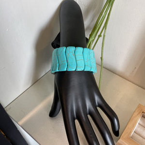 Large Bead Turquoise Bracelet